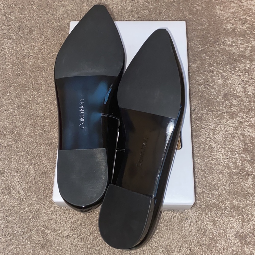 COPY - CALVIN KLEIN ELIN PATENT LOAFER - Picture 6 of 10